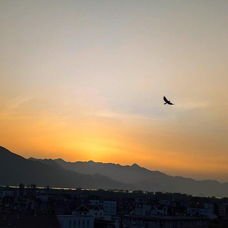 Arbi'S Apartment Shkodër 外观 照片